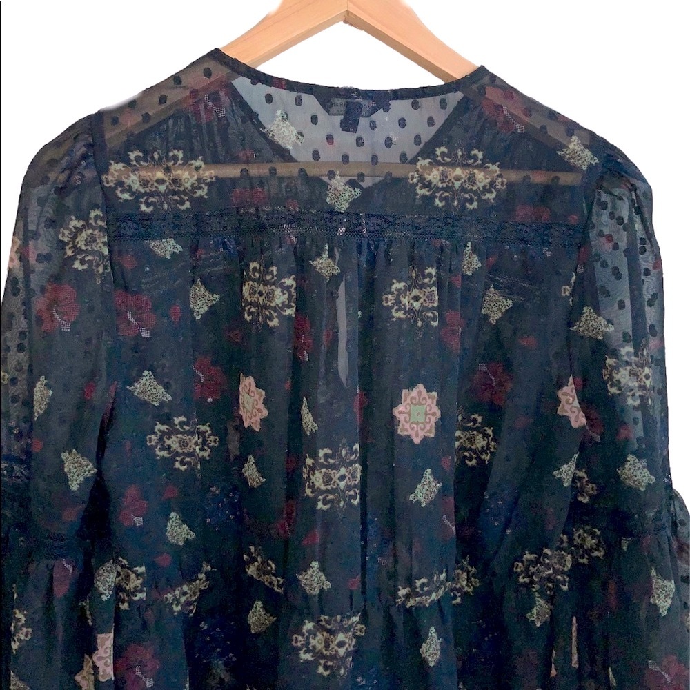 Lucky Brand Sheer Top With Tie Front - Picture 4 of 9